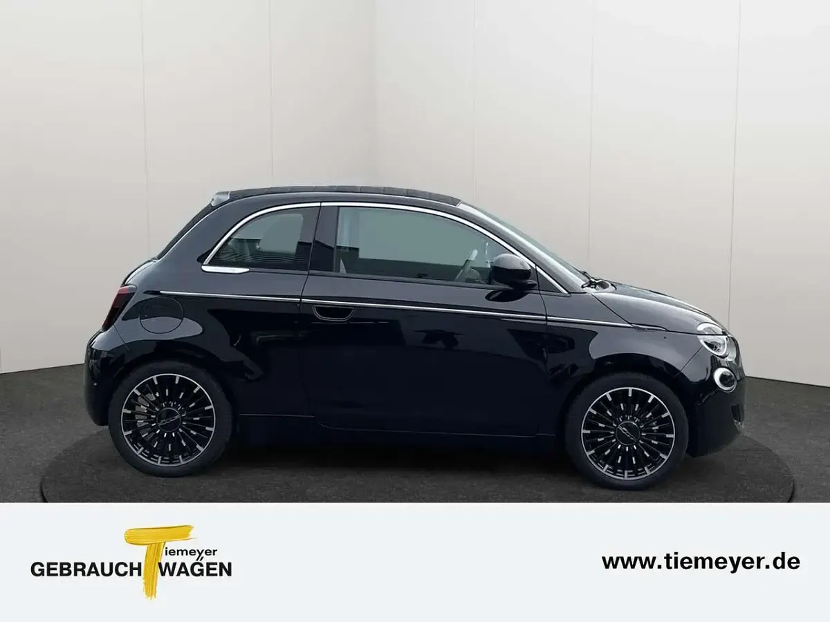 Gebraucht Fiat 500e La Prima 86 kW (118 PS) 2023 Schwarz Cabrio