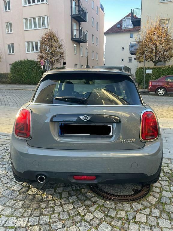 Gebraucht Mini Cooper Chili 136 PS (100 kW) 2019 Grau Kleinwagen