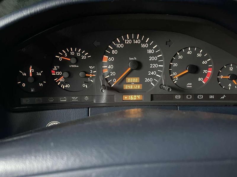 Gebraucht Mercedes S320 231 PS (169 kW) 1991 Weiß Limousine