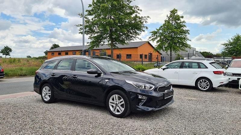 Gebraucht Kia Ceed Sportswagon Vision 136 PS (100 kW) 2021 Schwarz Kombi
