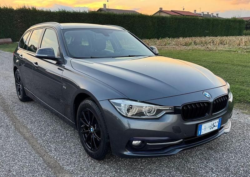 Grau Gebraucht 2016 BMW 320 Sport Line Limousine | 7.500 € (Guter Preis) - Bild 1/4