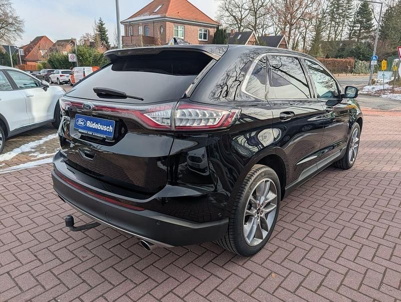 Gebraucht Ford Edge Titanium 209 PS (153 kW) 2016 Schwarz SUV