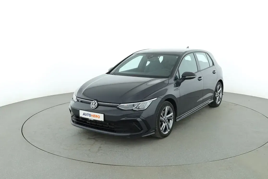 Gebraucht VW Golf VIII R-line 131 PS (96 kW) 2024 Limousine