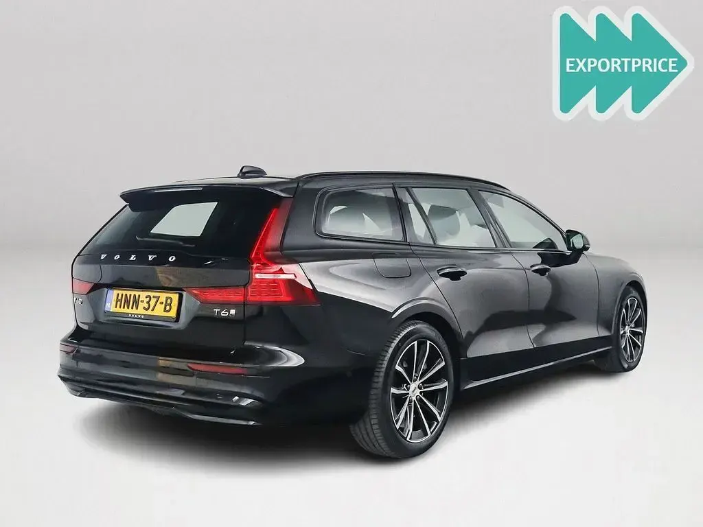 Gebraucht Volvo V60 Plus 349 PS (256 kW) 2025 Schwarz Kombi