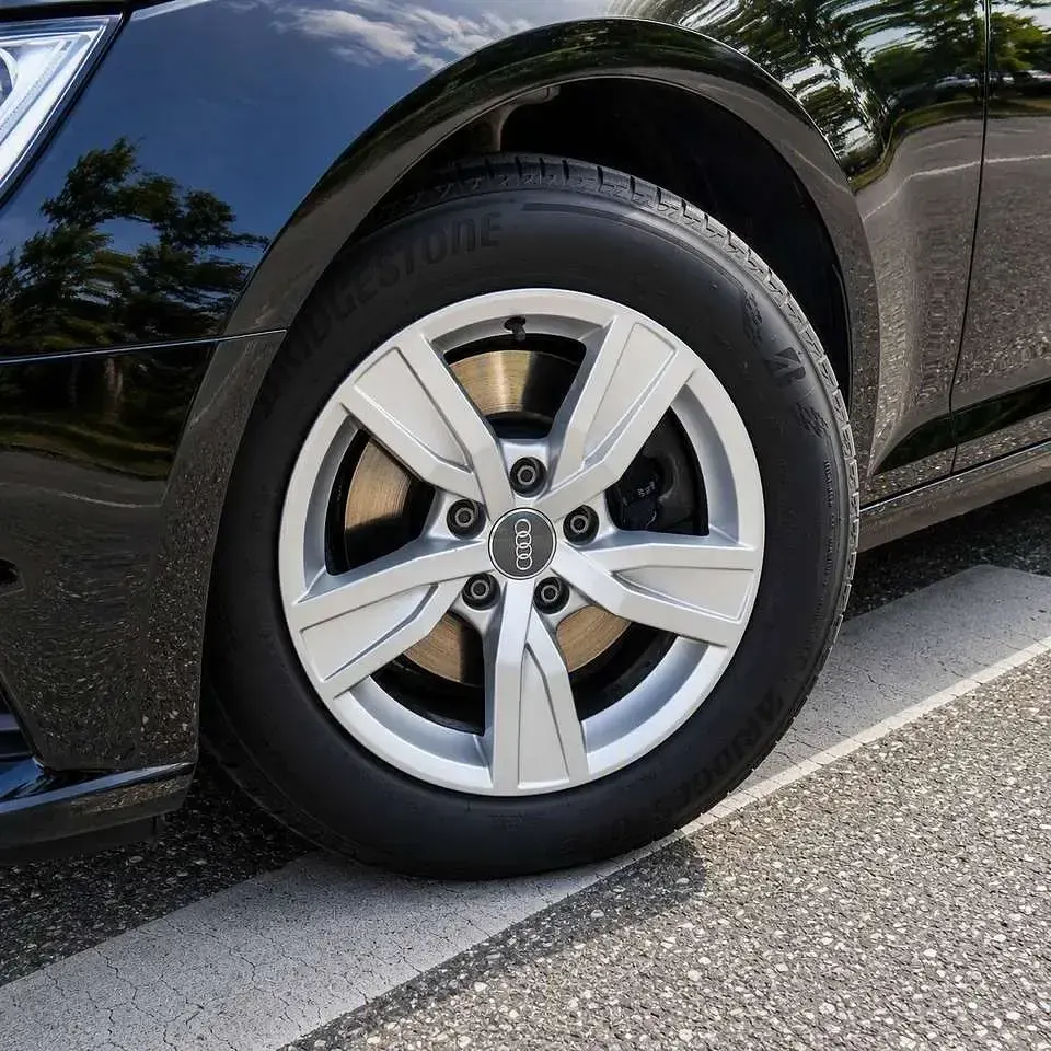 Gebraucht Audi A4 150 PS (110 kW) 2019 Schwarz Kombi