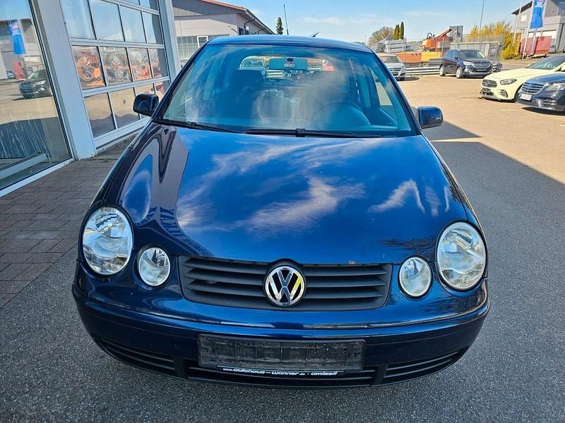 Second-hand VW Polo 75 CP (55 kW) 2005 Albastru Hatchback