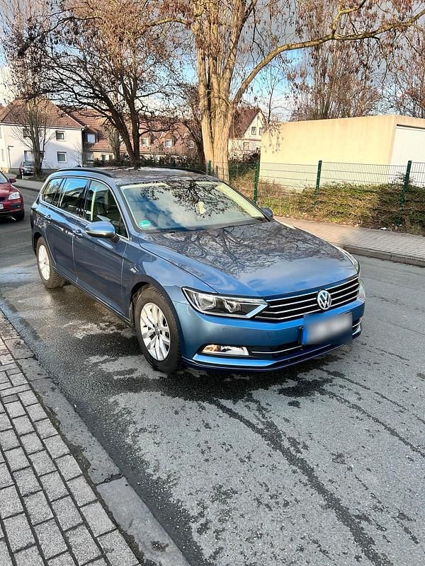 Gebraucht VW Passat 180 PS (132 kW) 2014 Blau Kombi