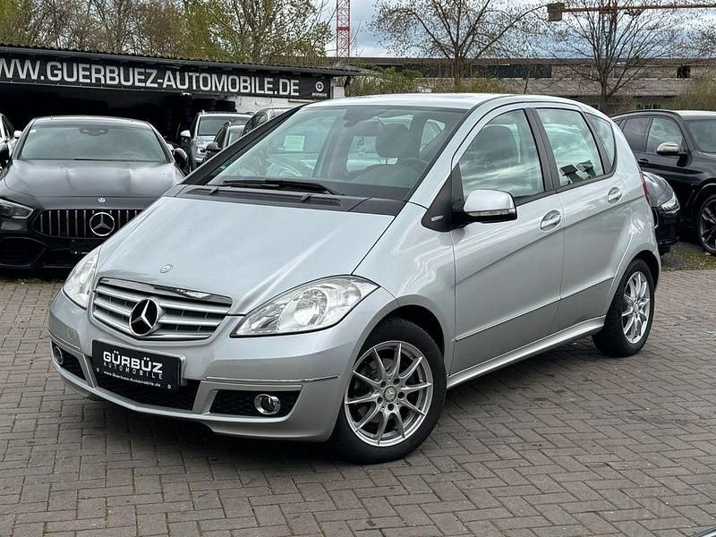 Gebraucht Mercedes A160 82 PS (60 kW) 2010 Silber Limousine