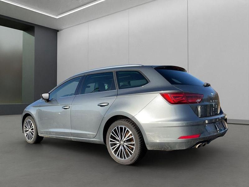 Gebraucht Seat Leon ST XCELLENCE 184 PS (135 kW) 2018 Grau / pirineos grau (metallic) Kombi