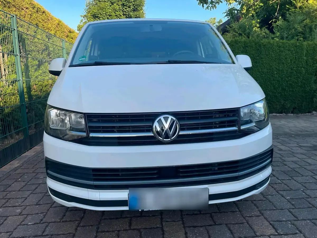 Gebraucht VW Caravelle 102 PS (75 kW) 2016 Weiß Van
