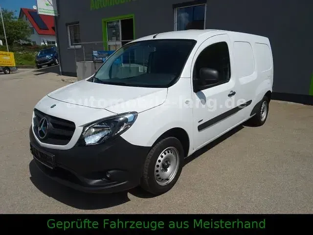 Gebraucht Mercedes Citan 111 110 PS (80 kW) 2018 Weiß (arktikweiß) Van / Kleinbus