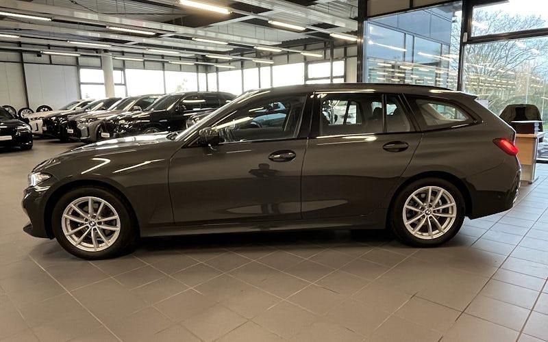 Gebraucht BMW 320 Comfort Edition 184 PS (135 kW) 2024 Grau Kombi