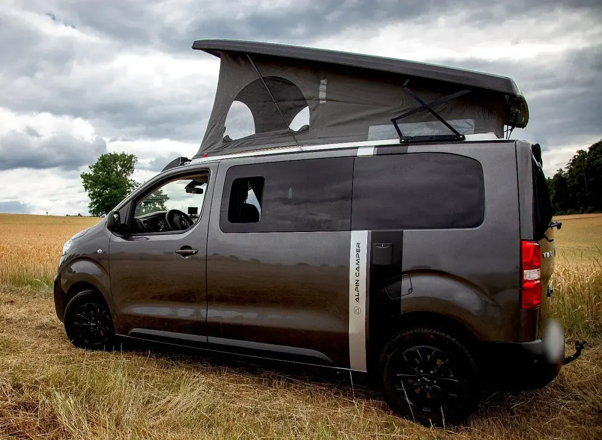 Gebraucht Opel Vivaro-e Combi 144 PS (105 kW) 2024 Grau Van / Kleinbus