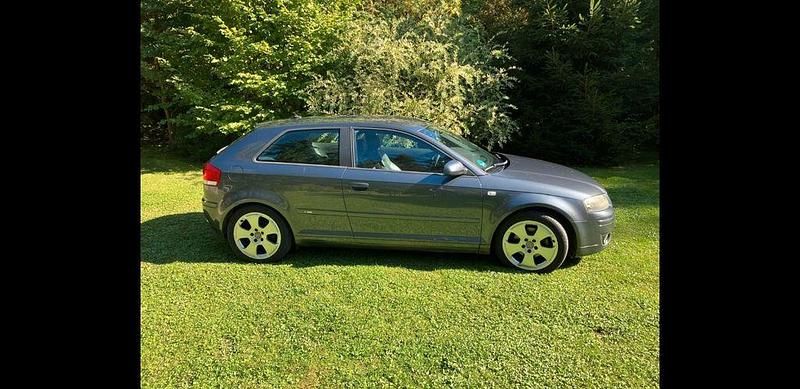 Gebraucht Audi A3 S-Line 140 PS (102 kW) 2006 Grau Kleinwagen
