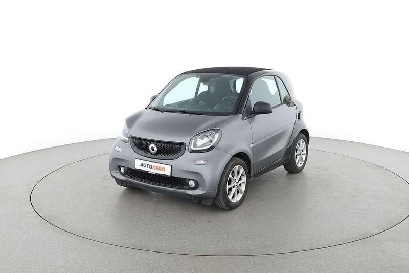 Grau Gebraucht 2017 Smart ForTwo Coupé Passion Kleinwagen | 13.650 € (Fairer Preis) - Bild 1/3
