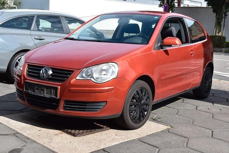 Orange Gebraucht 2006 VW Polo Goal Limousine | 2.399 € (Guter Preis) - Bild 1/4