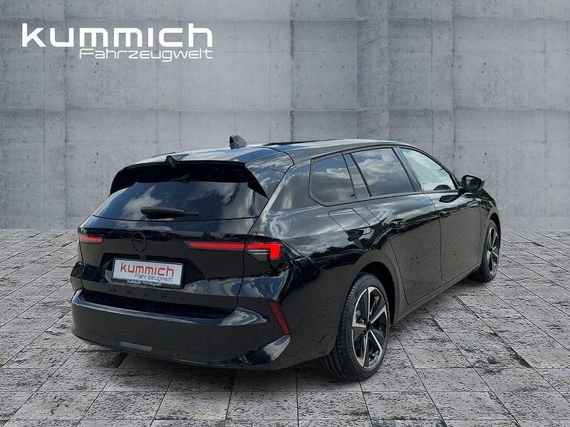 Neu Opel Astra 131 PS (96 kW) 2025 Schwarz Kombi