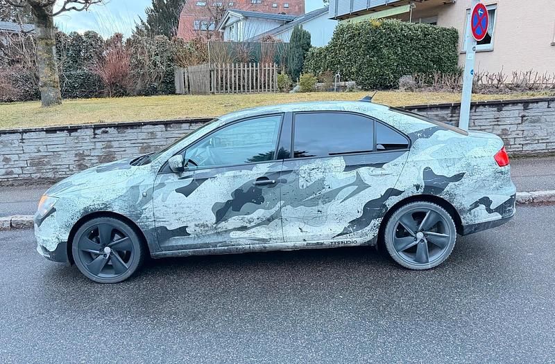 Gebraucht Seat Toledo 105 PS (77 kW) 2013 Silber Kleinwagen