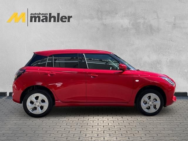 Gebraucht Suzuki Swift Comfort 83 PS (61 kW) 2026 Rot Kleinwagen