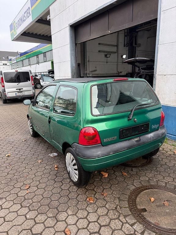 Gebraucht Renault Twingo 58 PS (42 kW) 2001 Grün Kleinwagen