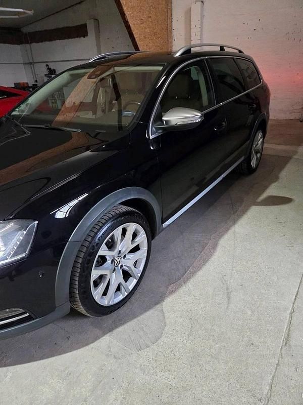 Gebraucht VW Passat Alltrack 177 PS (130 kW) 2014 Schwarz Kombi