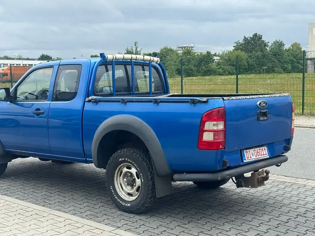 Gebraucht Ford Ranger Limited 143 PS (105 kW) 2009 Blau Pickup