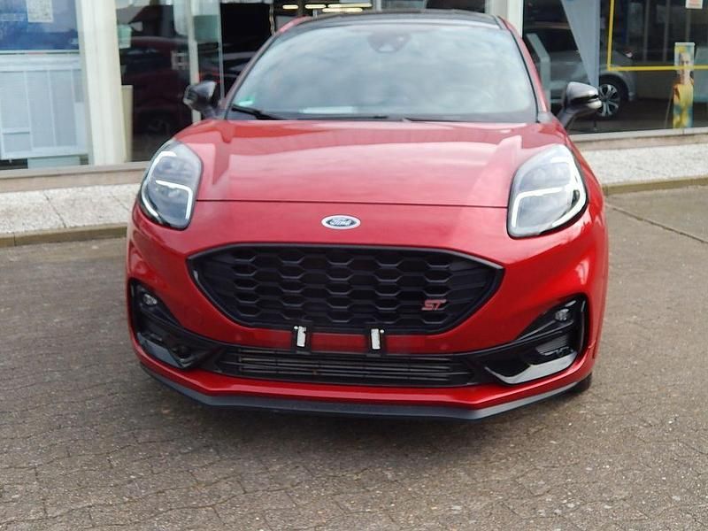 Fantastic red tc Gebraucht 2023 Ford Puma Gen-E ST Limousine | 26.900 € (Fairer Preis) - Bild 1/4