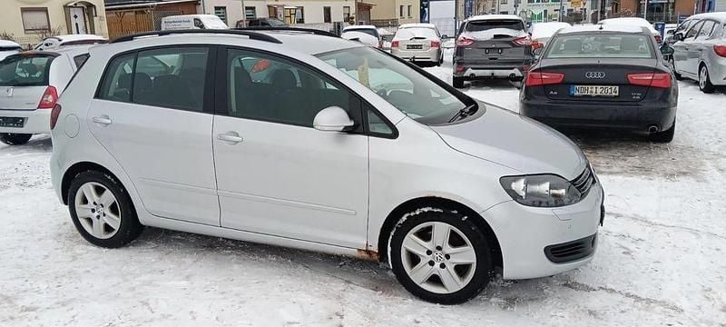 Silber Gebraucht 2009 VW Golf Plus Cross Comfortline Van / Kleinbus | 2.499 € (Superpreis) - Bild 1/4