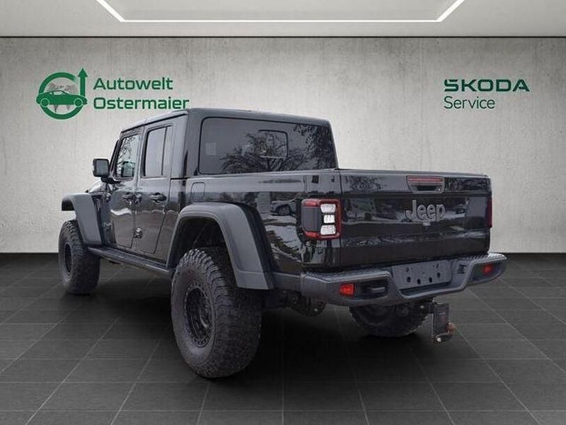 Gebraucht Jeep Gladiator Overland 264 PS (194 kW) 2021 Schwarz Pickup