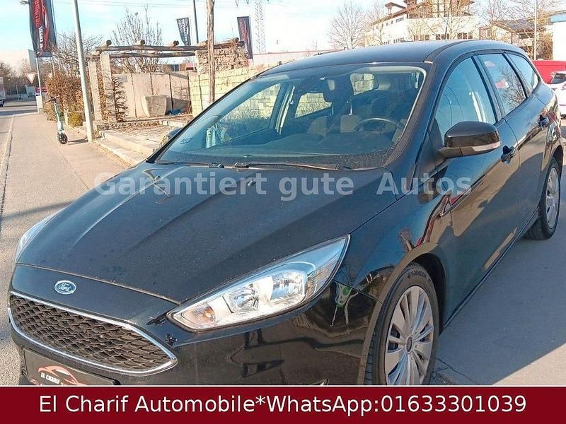 Gebraucht Ford Focus Business Edition 125 PS (91 kW) 2015 Pantherschwarz metallic Kombi