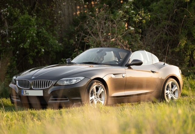 Braun Gebraucht 2009 BMW Z4 Sport Line Cabrio | 21.900 € (Fairer Preis) - Bild 1/4