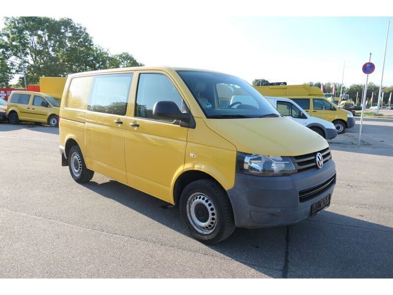 Gebraucht VW T5 84 PS (61 kW) 2010 Ginstergelb r1032 Van