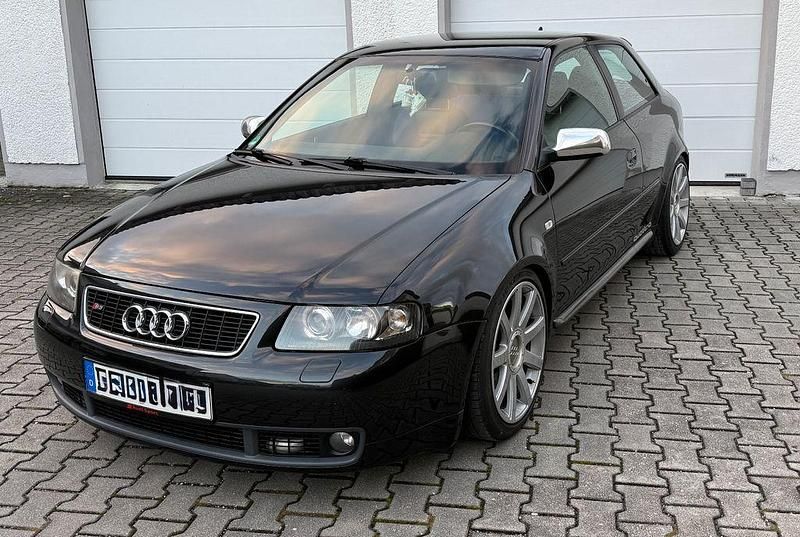 Schwarz Gebraucht 2003 Audi S3 Sport Limousine | 10.800 € (Fairer Preis) - Bild 1/4
