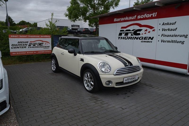Weiß Gebraucht 2010 Mini Cooper Coupé Coupé | 3.990 € (Fairer Preis) - Bild 1/4