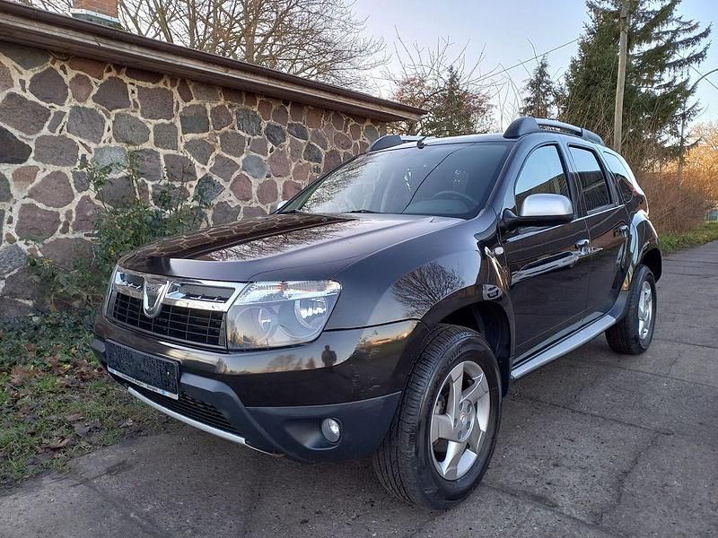 Braun Gebraucht 2012 Dacia Duster Lauréate SUV | 6.990 € (Fairer Preis) - Bild 1/4