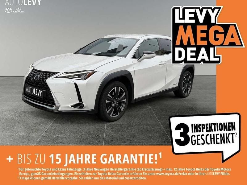Weiß Gebraucht 2021 Lexus UX 250h SUV | 23.890 € (Guter Preis) - Bild 1/1