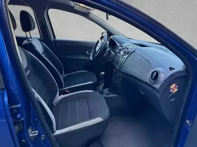 Gebraucht Dacia Logan MCV Stepway 90 PS (66 kW) 2020 Blau (stahlblau metallic) Kombi