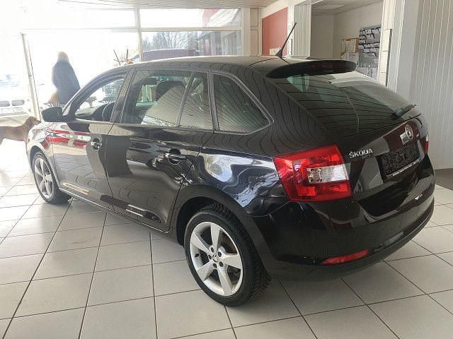 Gebraucht Skoda Rapid Elegance 122 PS (89 kW) 2014 Schwarz Kleinwagen