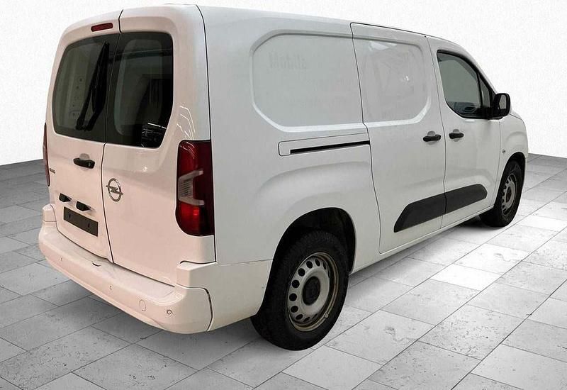 Gebraucht Opel Combo Edition 102 PS (75 kW) 2021 White jade Kombi