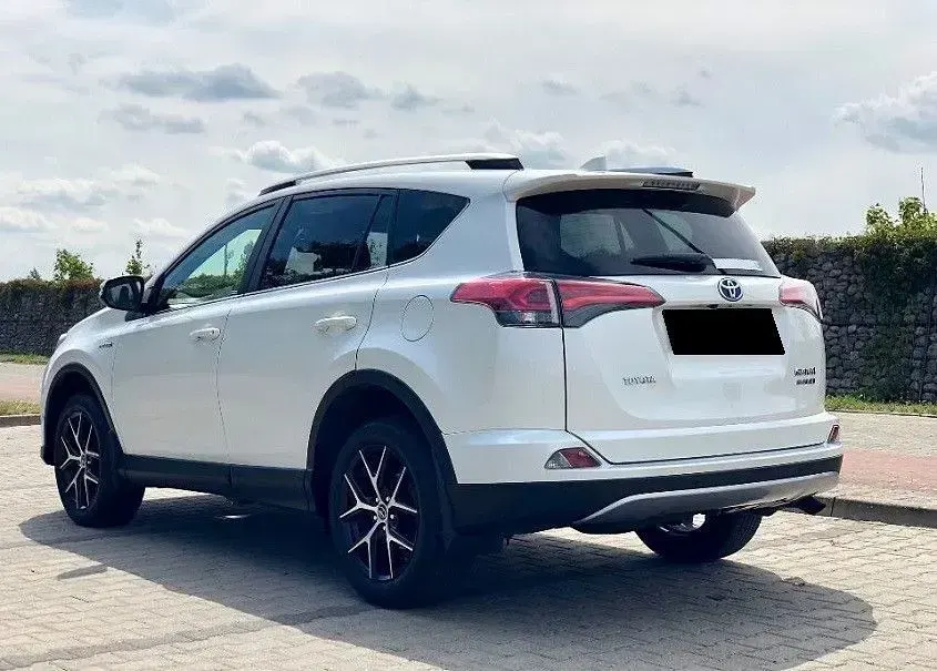 Gebraucht Toyota RAV4 Executive 197 PS (144 kW) 2016 Weiß SUV