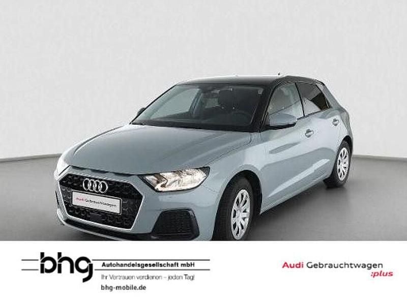 Grau Gebraucht 2025 Audi A1 Advanced Limousine | 22.430 € (Guter Preis) - Bild 1/4