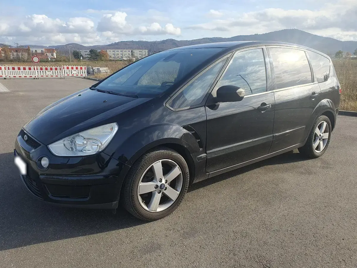 Gebraucht Ford S-MAX Titanium 131 PS (96 kW) 2007 Schwarz Van / Kleinbus