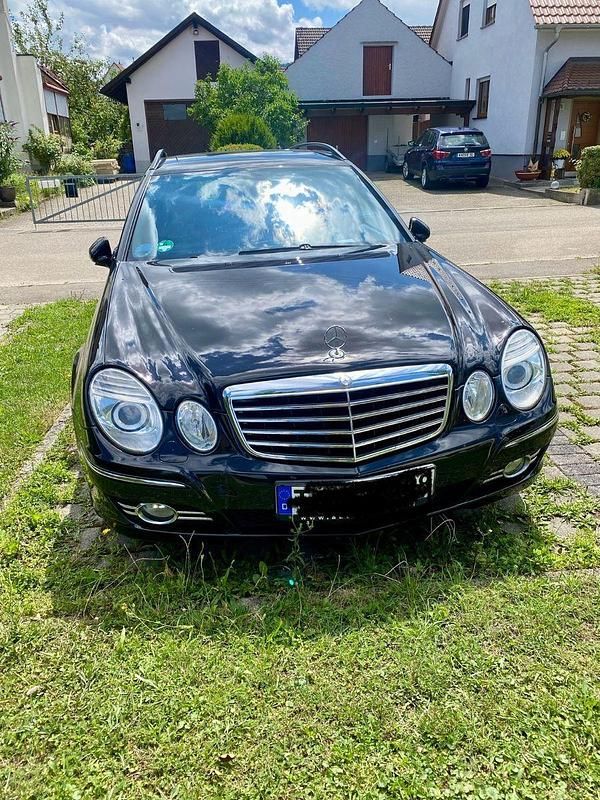 Schwarz Gebraucht 2008 Mercedes 350 Kombi | 7.999 € - Bild 1/4