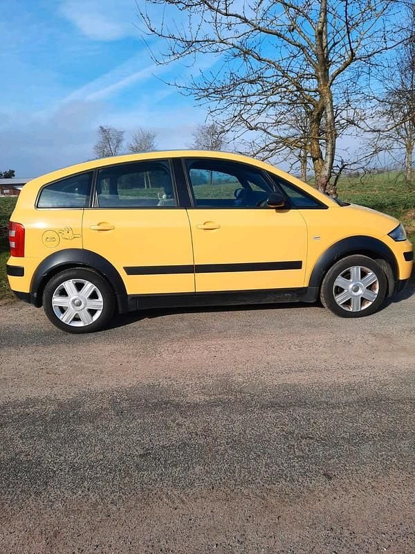 Gebraucht Audi A2 75 PS (55 kW) 2003 Gelb Kleinwagen