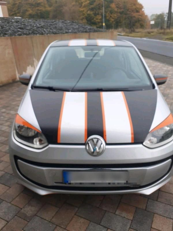 Silber Gebraucht 2011 VW up! Kleinwagen | 5.500 € (Etwas zu teuer) - Bild 1/4