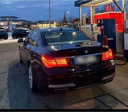 Gebraucht BMW 730 245 PS (180 kW) 2010 Schwarz Limousine