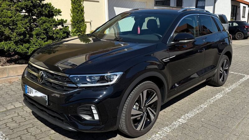 Schwarz Gebraucht 2024 VW T-Roc R-line SUV | 30.900 € (Fairer Preis) - Bild 1/4