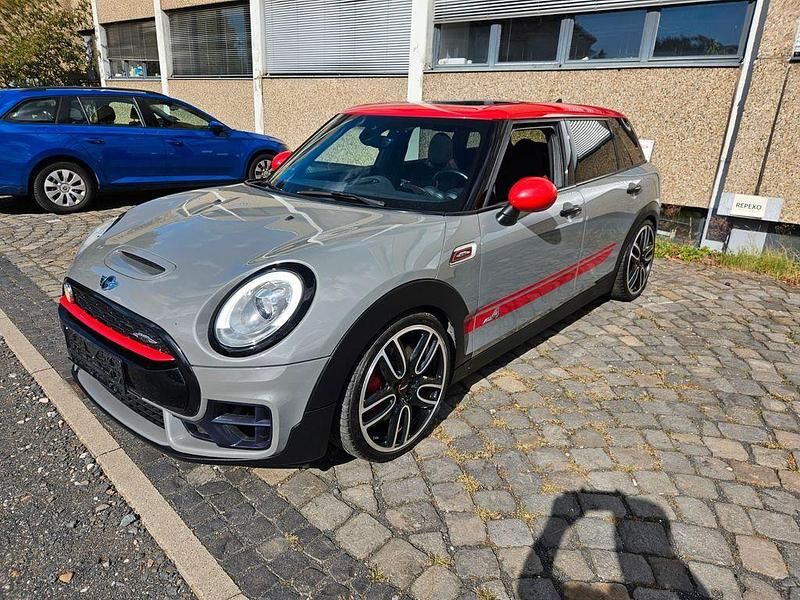 Grau Gebraucht 2017 Mini John Cooper Works Clubman Kombi | 18.450 € (Superpreis) - Bild 1/4