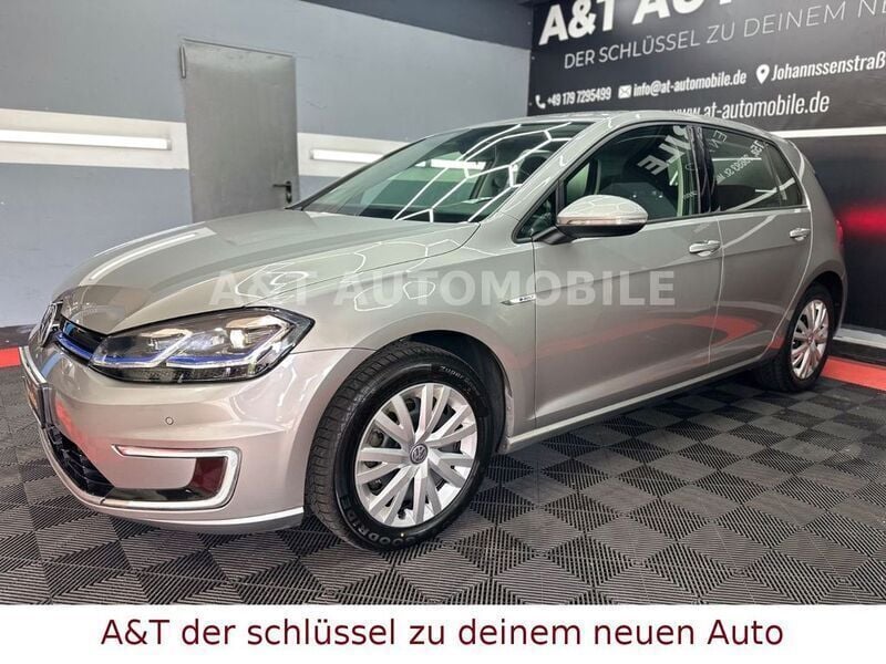 Gebraucht VW e-Golf 100 kW (136 PS) 2017 Silber Kleinwagen