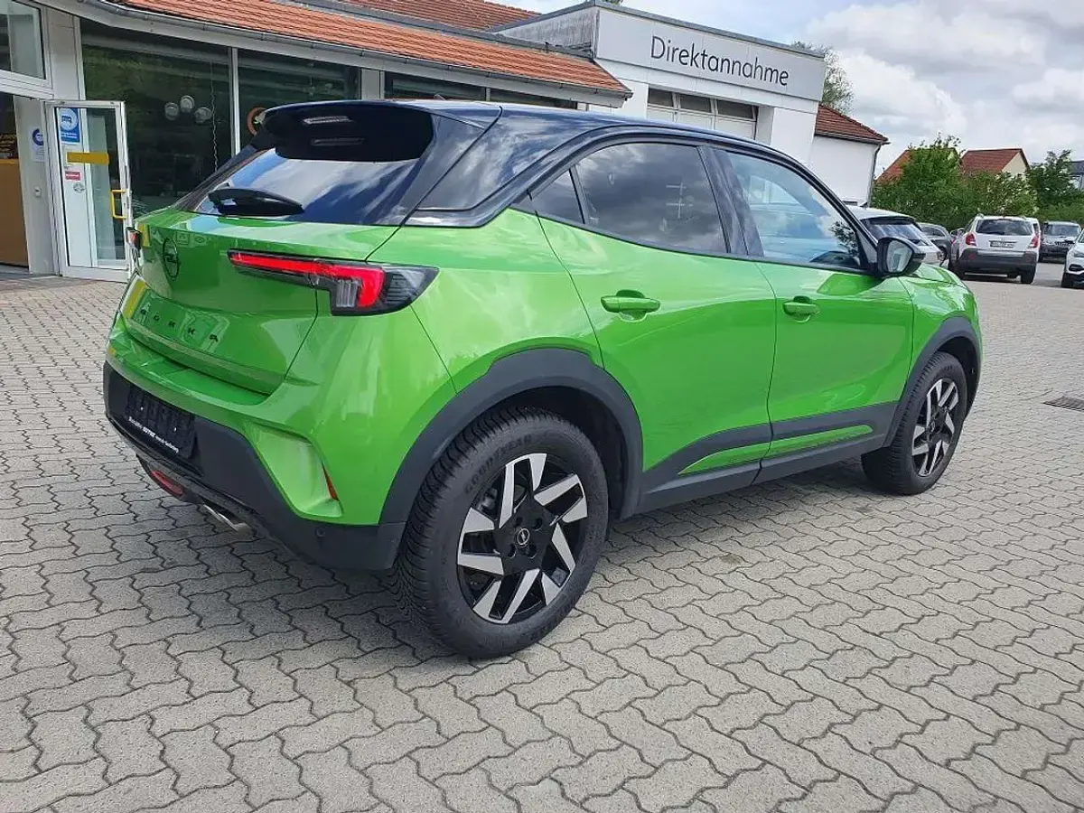 Gebraucht Opel Mokka 131 PS (96 kW) 2024 Ikone grün metallic SUV